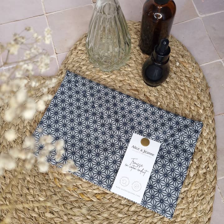 Camille coated cotton makeup bag for wholesale by Alice et Jeanne