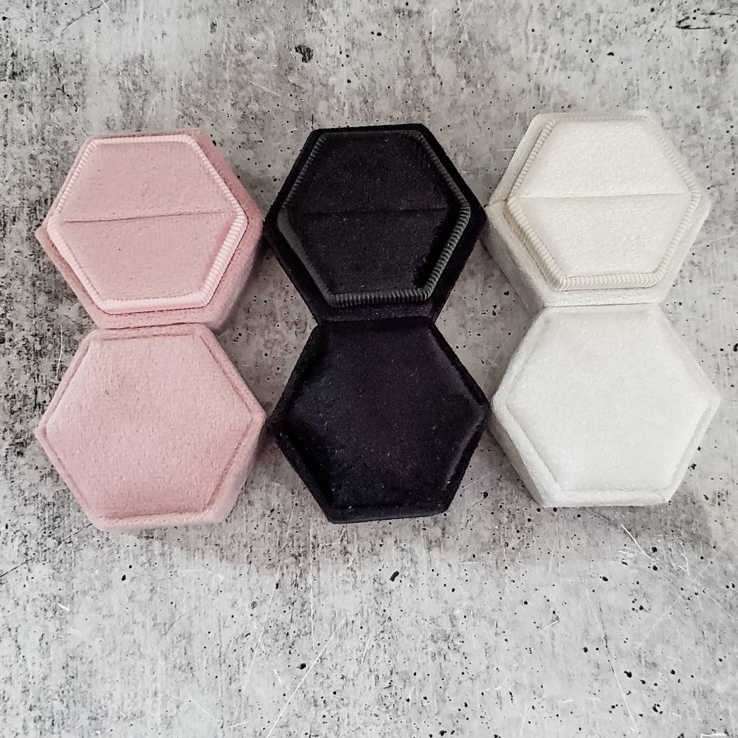 Salt and Sparkle - Wholesale Jewelry Box/Organizer - Velvet Ring Box2