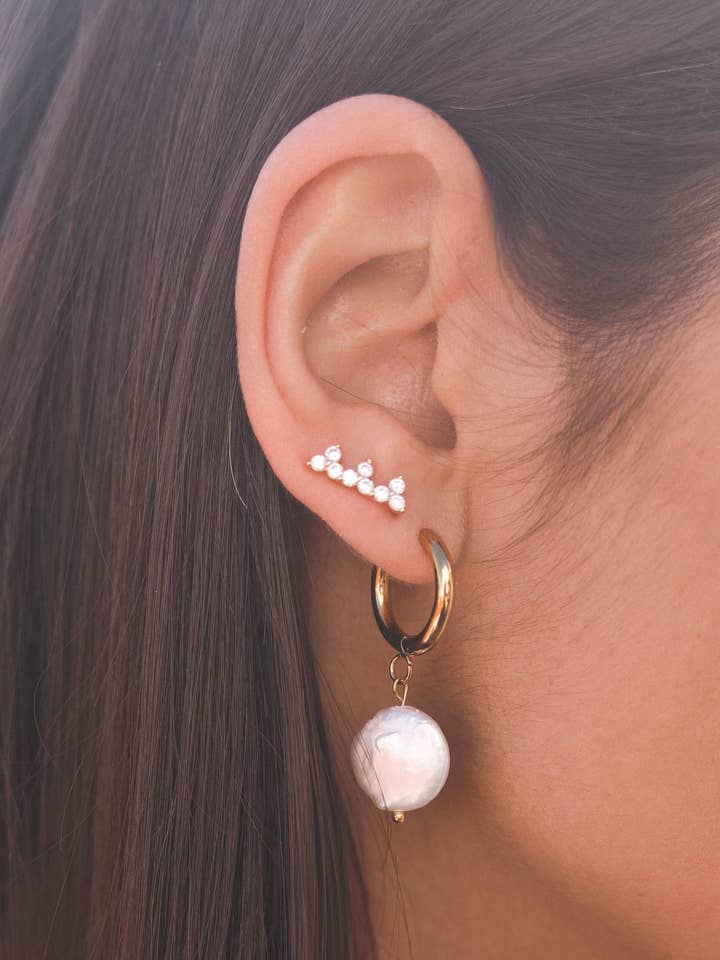 Boucles d'oreilles à tige Clara pour la vente par Lovely Breeze