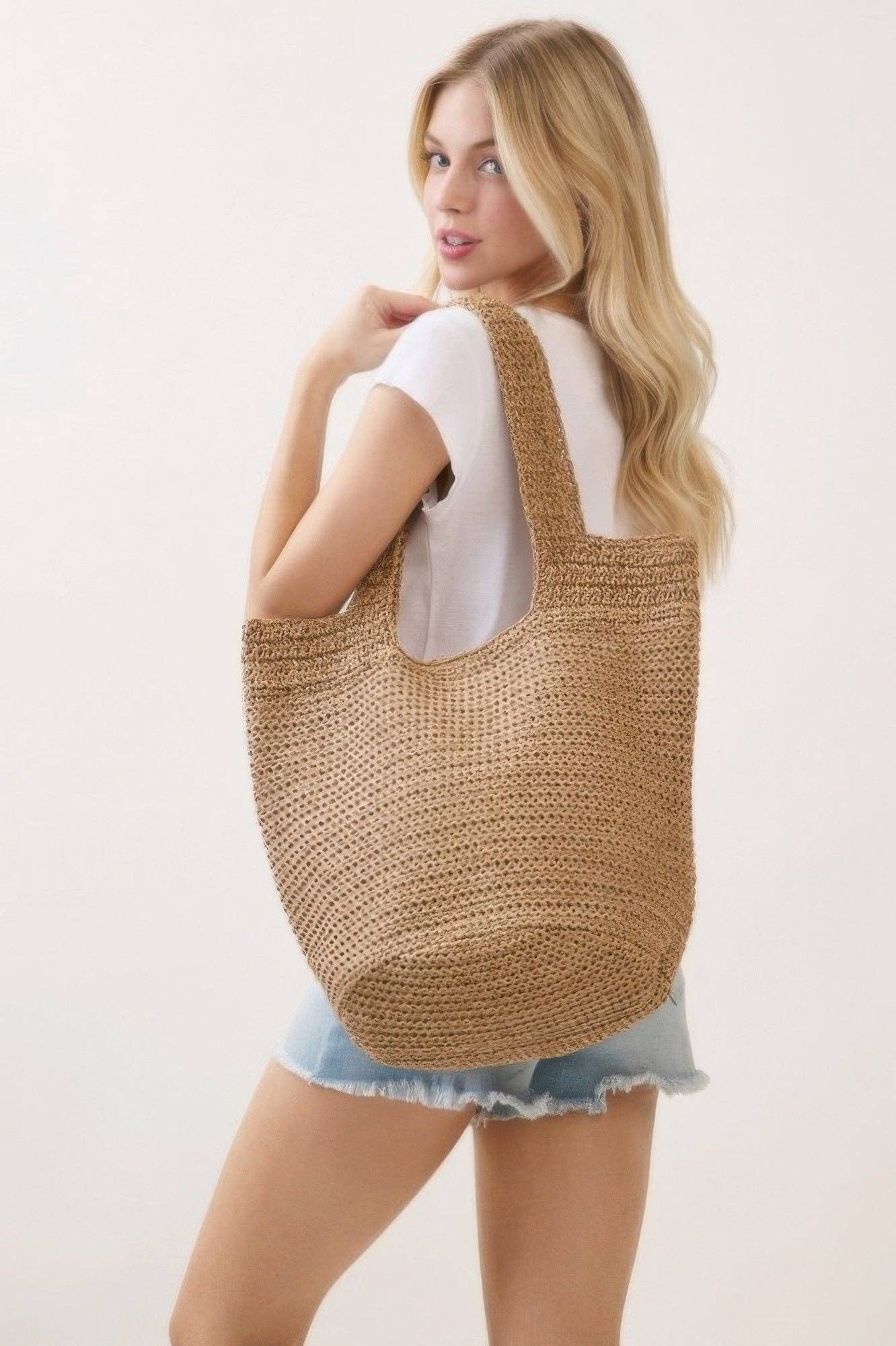 CC Wholesale Clothing - Wholesale Tote Bag - Women's - Round Bottom Handmade Strap Woven Straw Tote Bag12