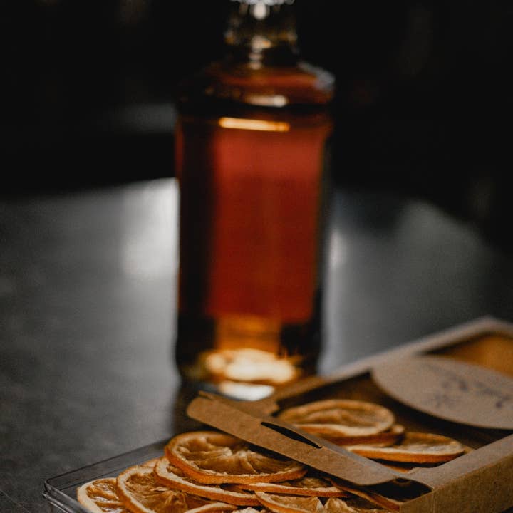 WestShine – wholesale Dried/dehydrated fruit – Organic Dried Orange Slices, Navel Orange, Pieces, Bits,25