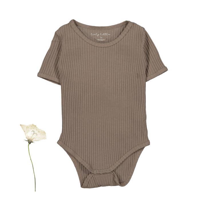 Kortärmad Onesie - Taupe för wholesale av Lovely Littles