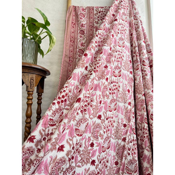 Essential Designs London – wholesale Throw blanket – Pure Soft Cotton Indian Floral Dohar Pink White Red 2