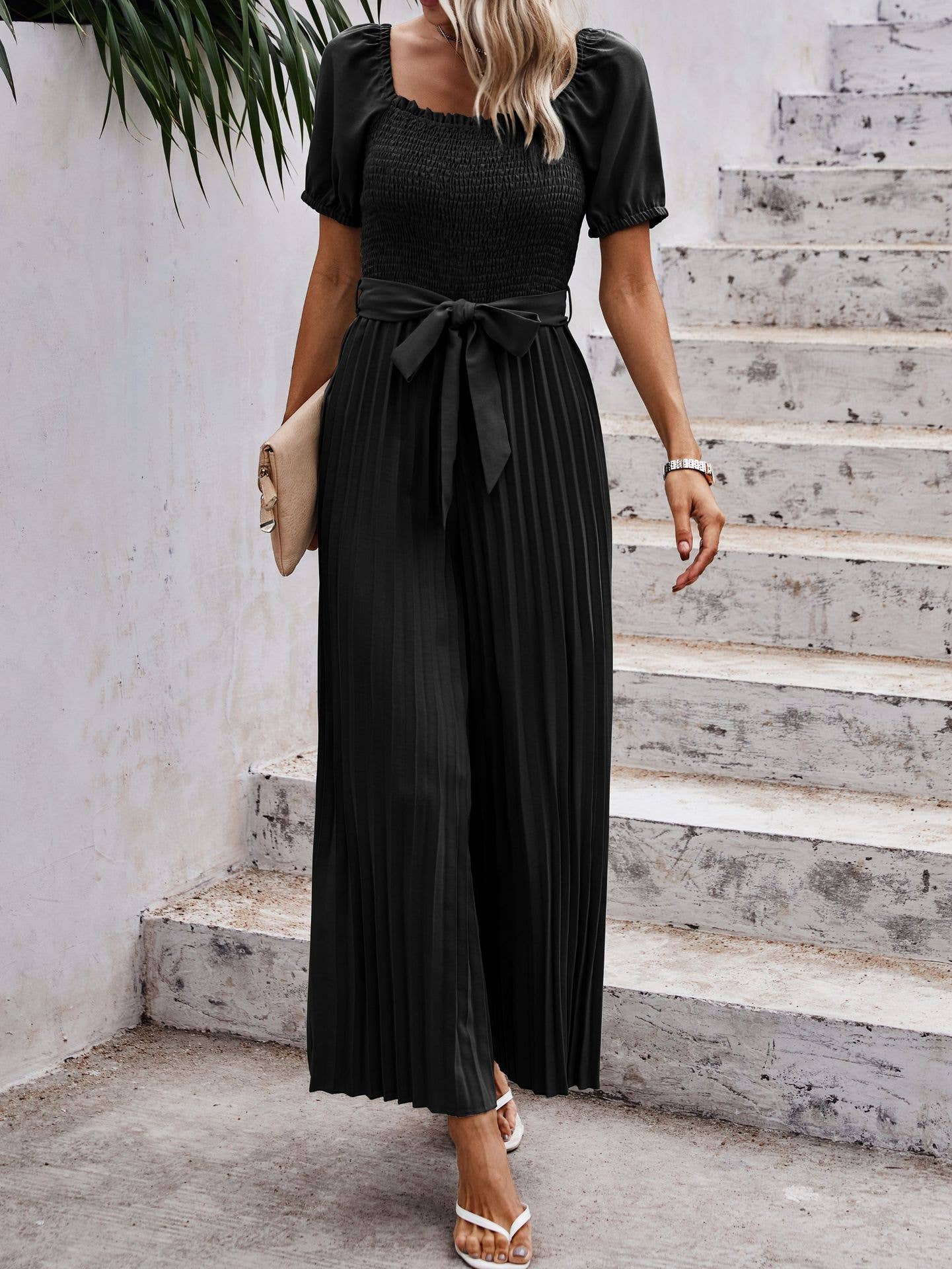 eLook – Großhandel Jumpsuit – Damen – SZ1-J6243 Gemusterter, plissierter Jumpsuit mit Gürtel29