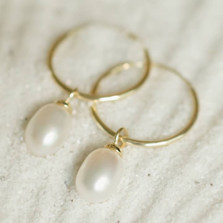 Lumi + Sol - Wholesale Dangle Earrings - Golden Hour Hoop Pearl Drop Earrings