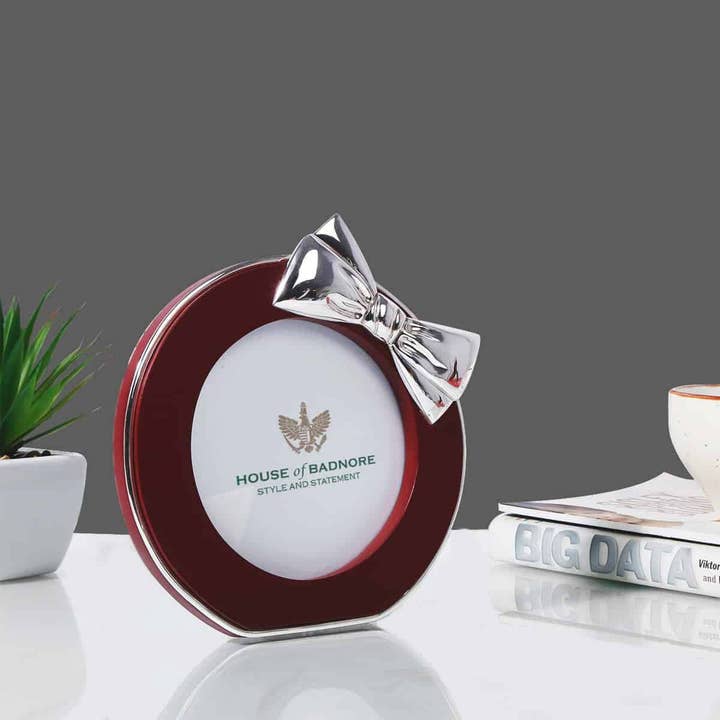 Chiquita Fotoram för wholesale av House of Badnore