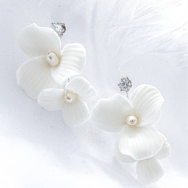 Nicholls Jewellery - Wholesale Dangle Earrings - Porcelain Duo White Flower Drop Earrings2