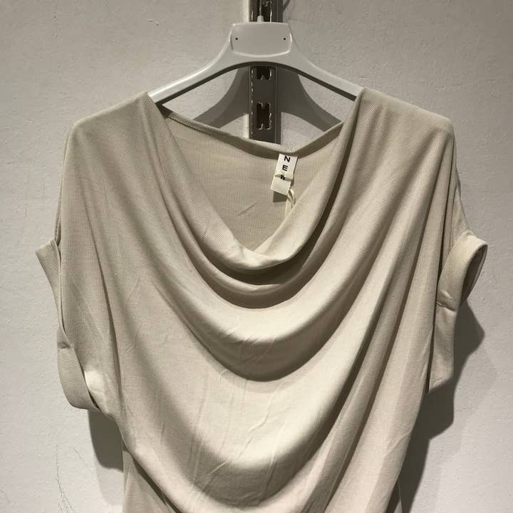 ref 20370 canare blouse and other Purchase Wholesale alimentare. Free Returns & Net 60 Terms on Faire trending on Faire.