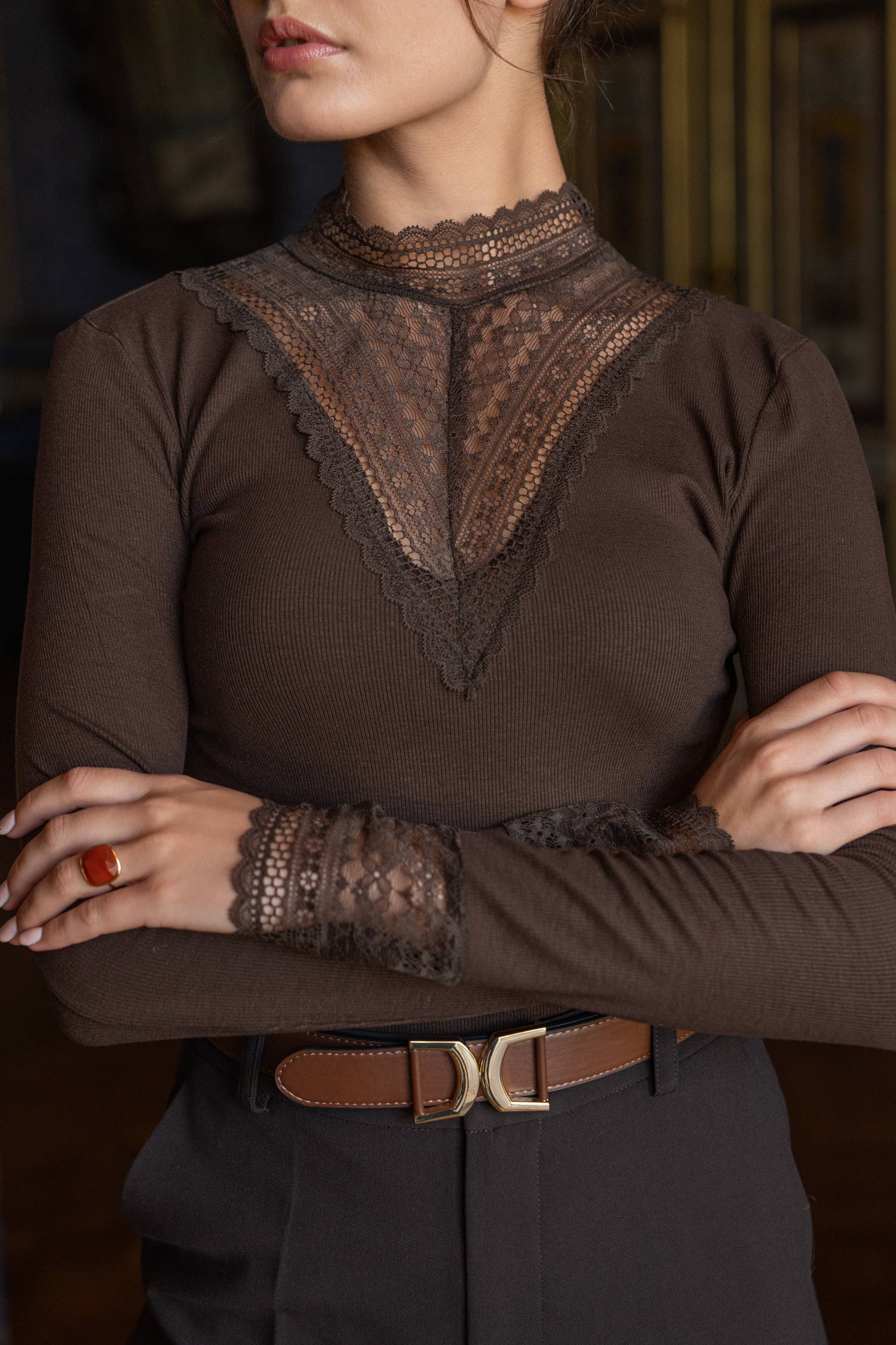 CHOKLATE PARIS – wholesale Blus - Dam – Louna topp med hög hals i spets - CK085227