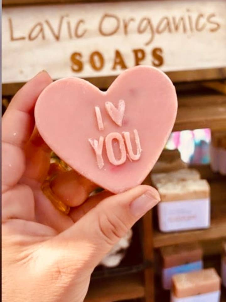 Valentinsdag - Kys og kram for engroshandel hos LaVic Organics