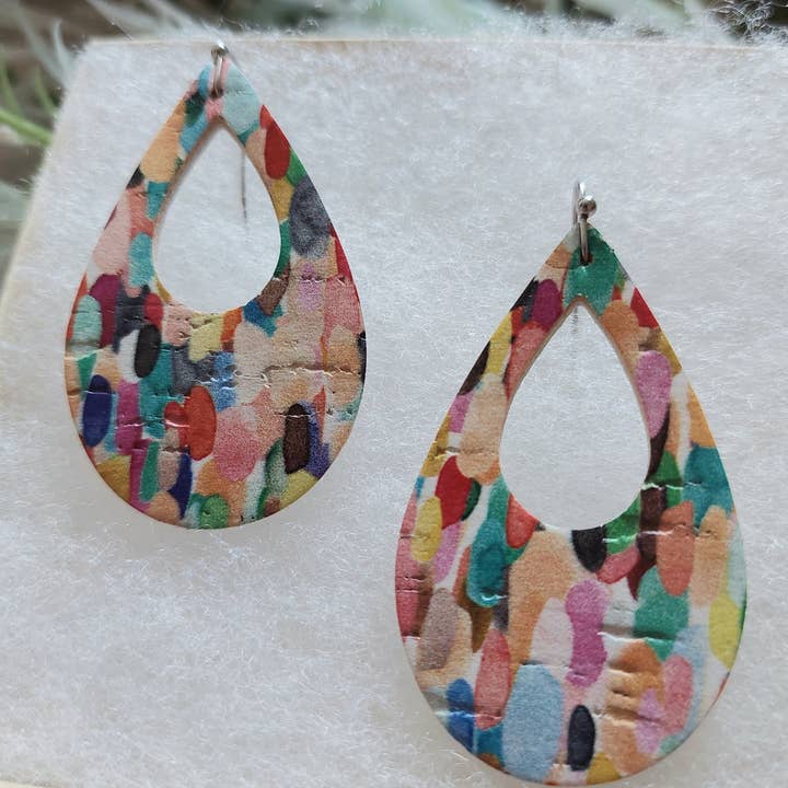 Boucles d'oreilles en cuir, boucles d'oreilles en forme de larme, boucles d'oreilles boutique pour la vente par TenderEssentials ~ handmade jewelry