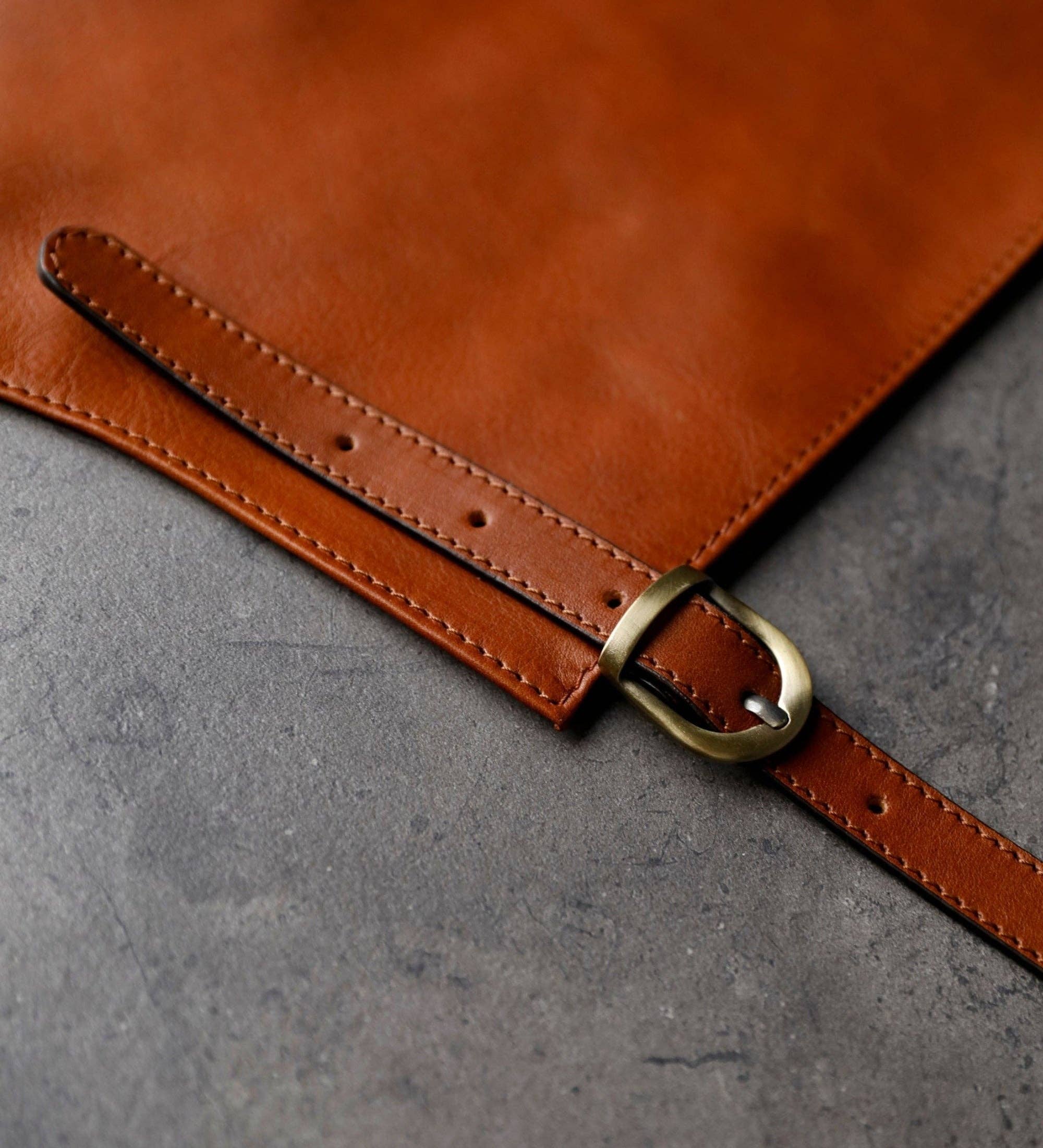 Time Resistance - Wholesale Apron - Full-Length Leather Apron  - Under The Net4