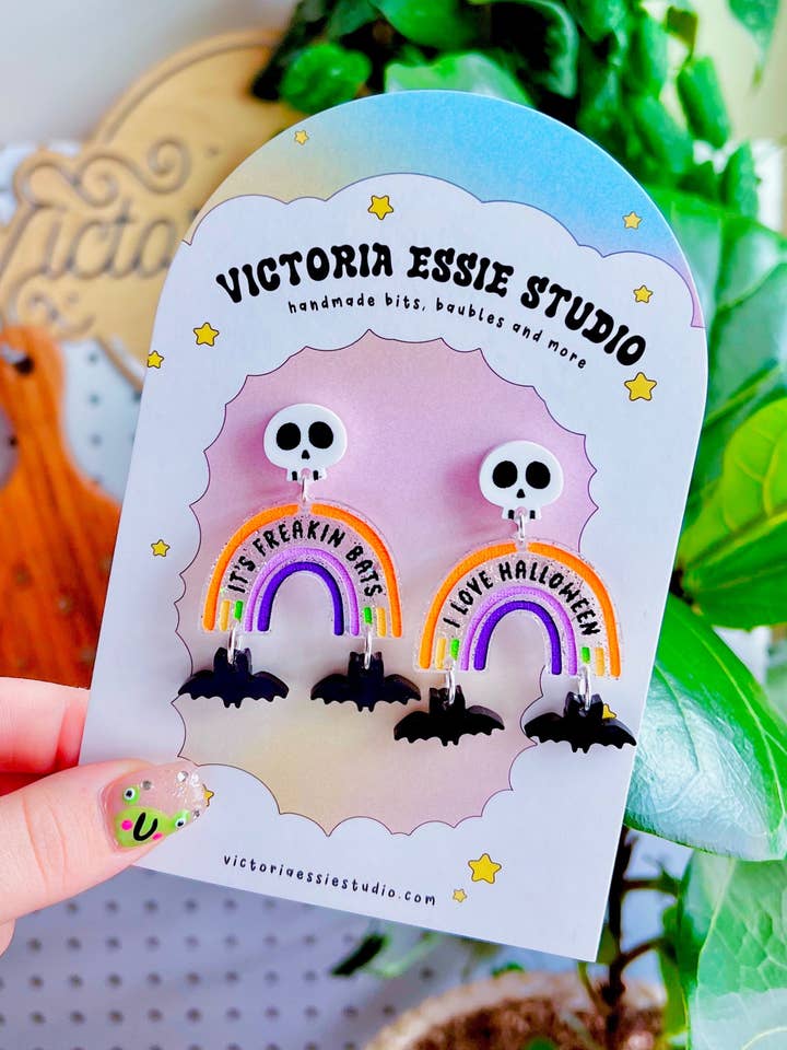 Jag älskar Halloween örhängen för wholesale av Victoria Essie Studio