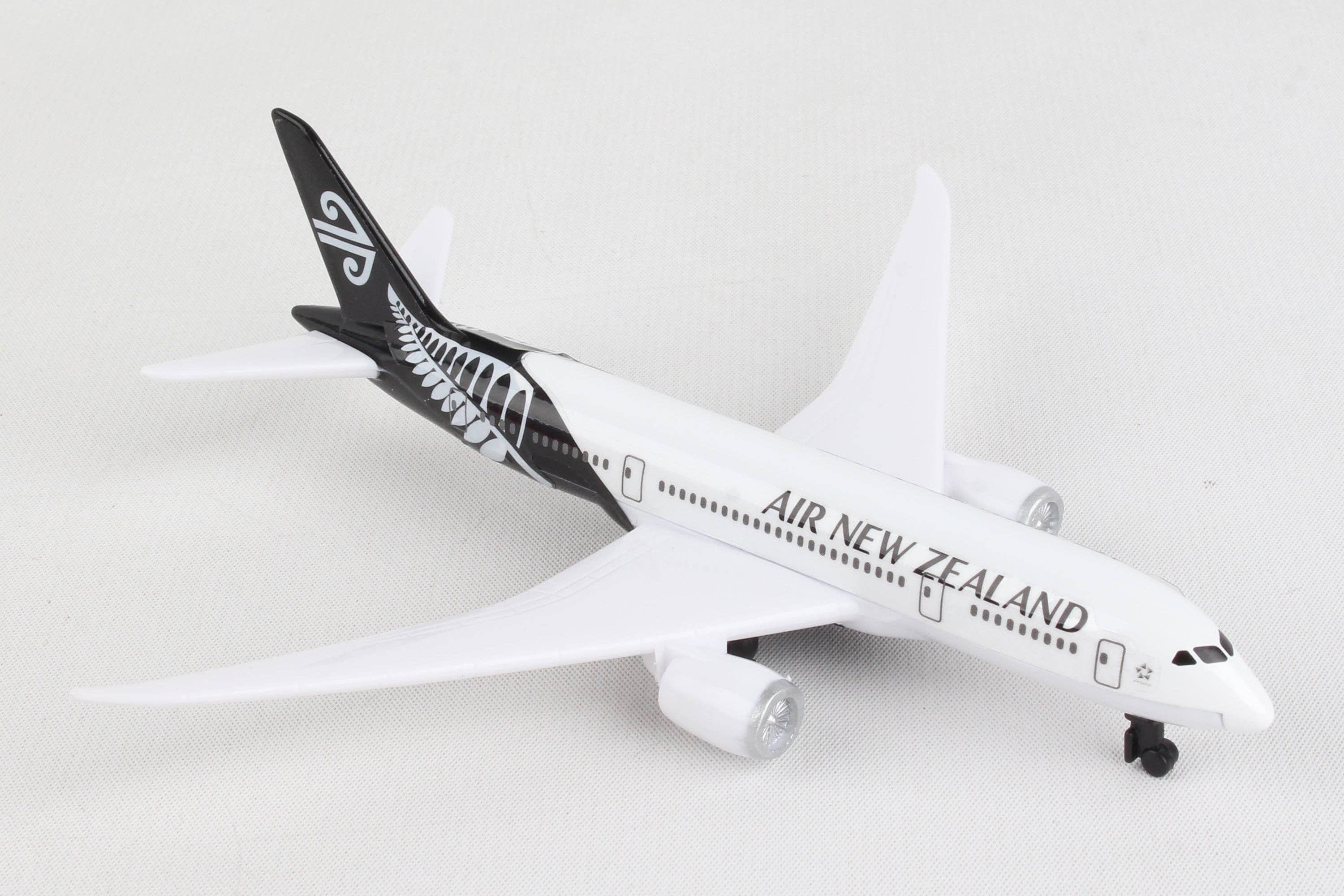 Daron Worldwide Trading - Wholesale Toy Plane - Kids - AIR NEW ZEALAND SINGLE PLANE #21