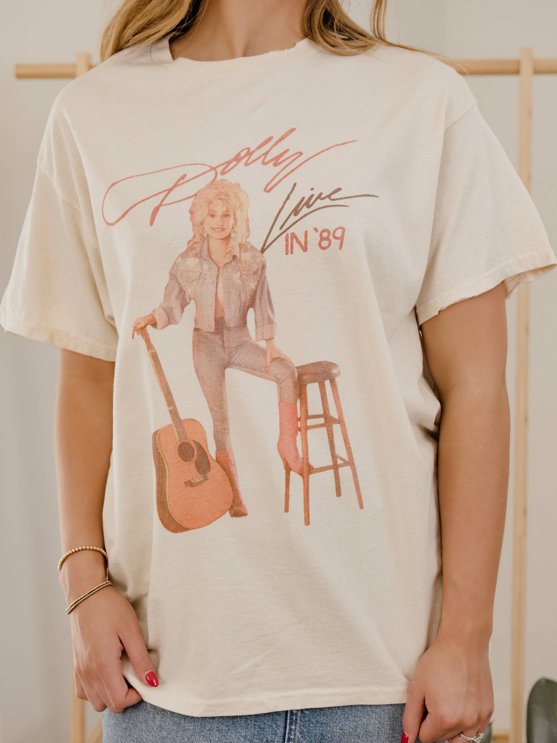 LivyLu - Wholesale Screen Printed T-Shirt - Unisex - Dolly Parton Live in '89 Off White Thrifted Graphic Tee5