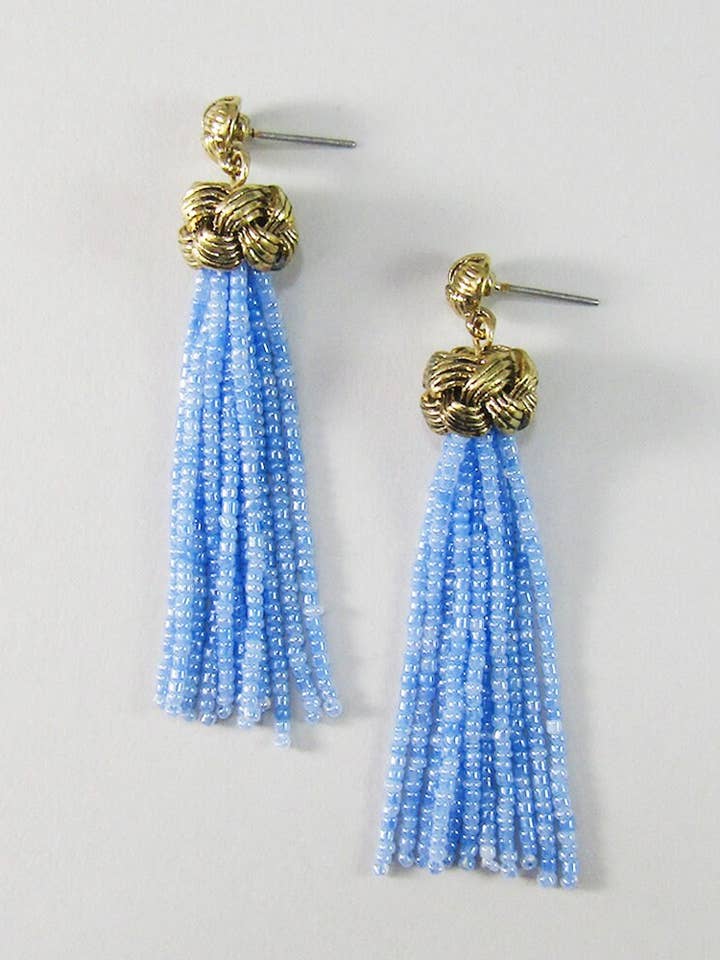 Boucles d'oreilles pendantes en perles et pompons pour la vente par TheTizana