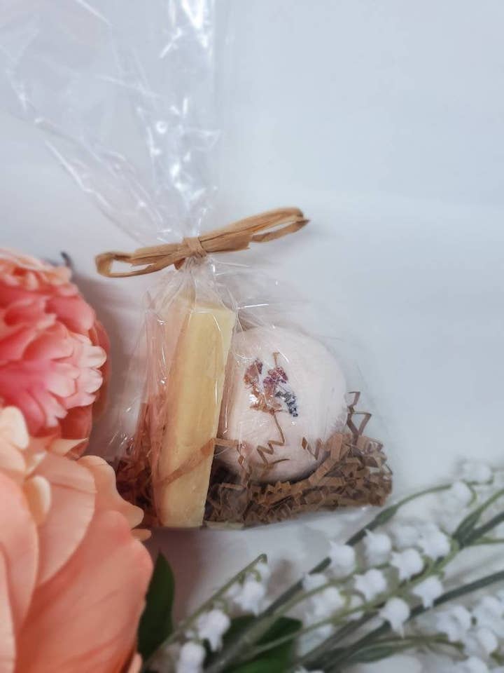 Organic Mini Spa Gift Bundle | All Natural Bath Bomb | Handmade Luxury Soap Bar for wholesale by Wonderfully Made .love
