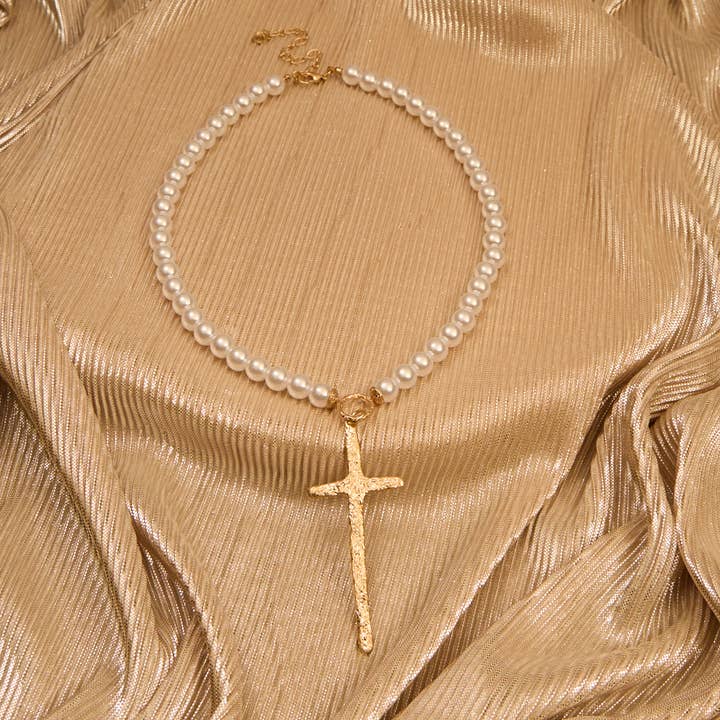 SP Sophia Collection - Wholesale Pendant/Charm Necklace - Hammered Cross Pendant Pearl Necklace 2