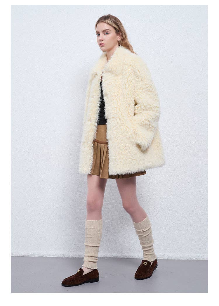 Beige Fuskinn Shearling-kappa Mysig Chic Stil för wholesale på Faire4