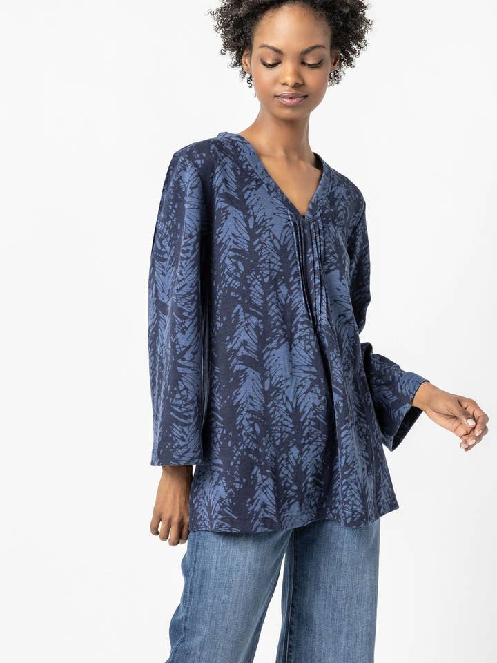 Fern Print Double Knit V Neck Top for wholesale by Komil