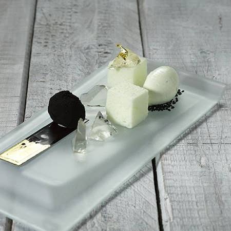 DW8 Distribution - Wholesale Chocolate - Carma Swiss White Chocolate Neobo Couverture Block 34% 2kg