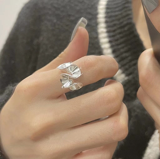 happyzzzsu – wholesale Band/stacked ring – 925 Sterling Silver Unique Irregular Wave Ring5