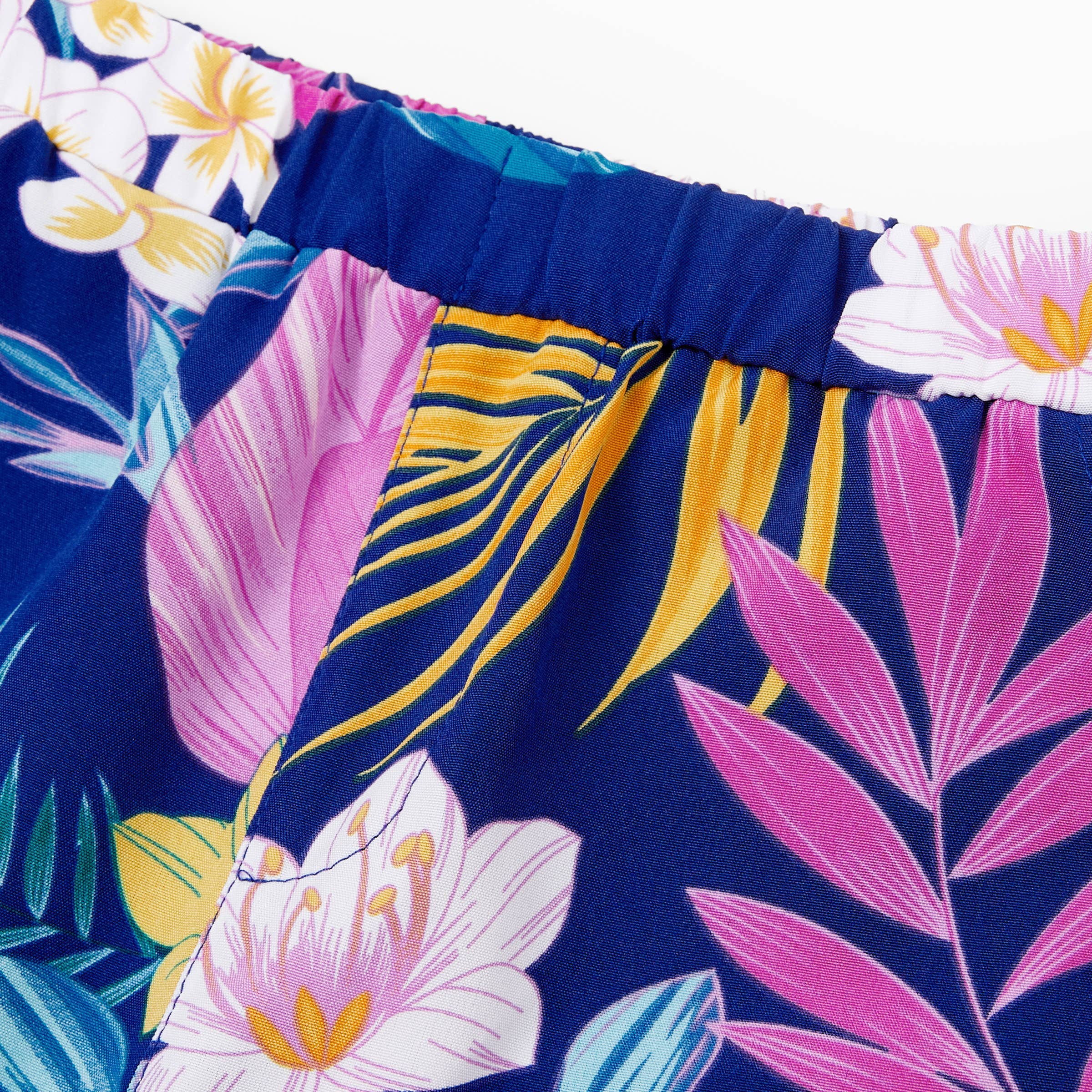 Blu profondo Abito o Set di Camicia e Pantaloncini Tropicale Hawaiano per Famiglia in vendita all'ingrosso su Faire5