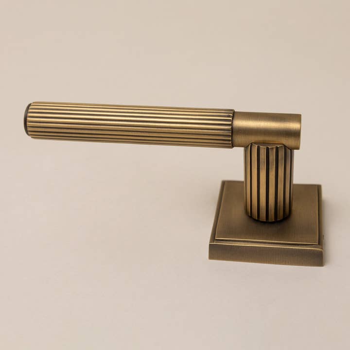 Antique Brass Straight Knurled Lever Handles - Solid Brass for wholesale by Brass bee