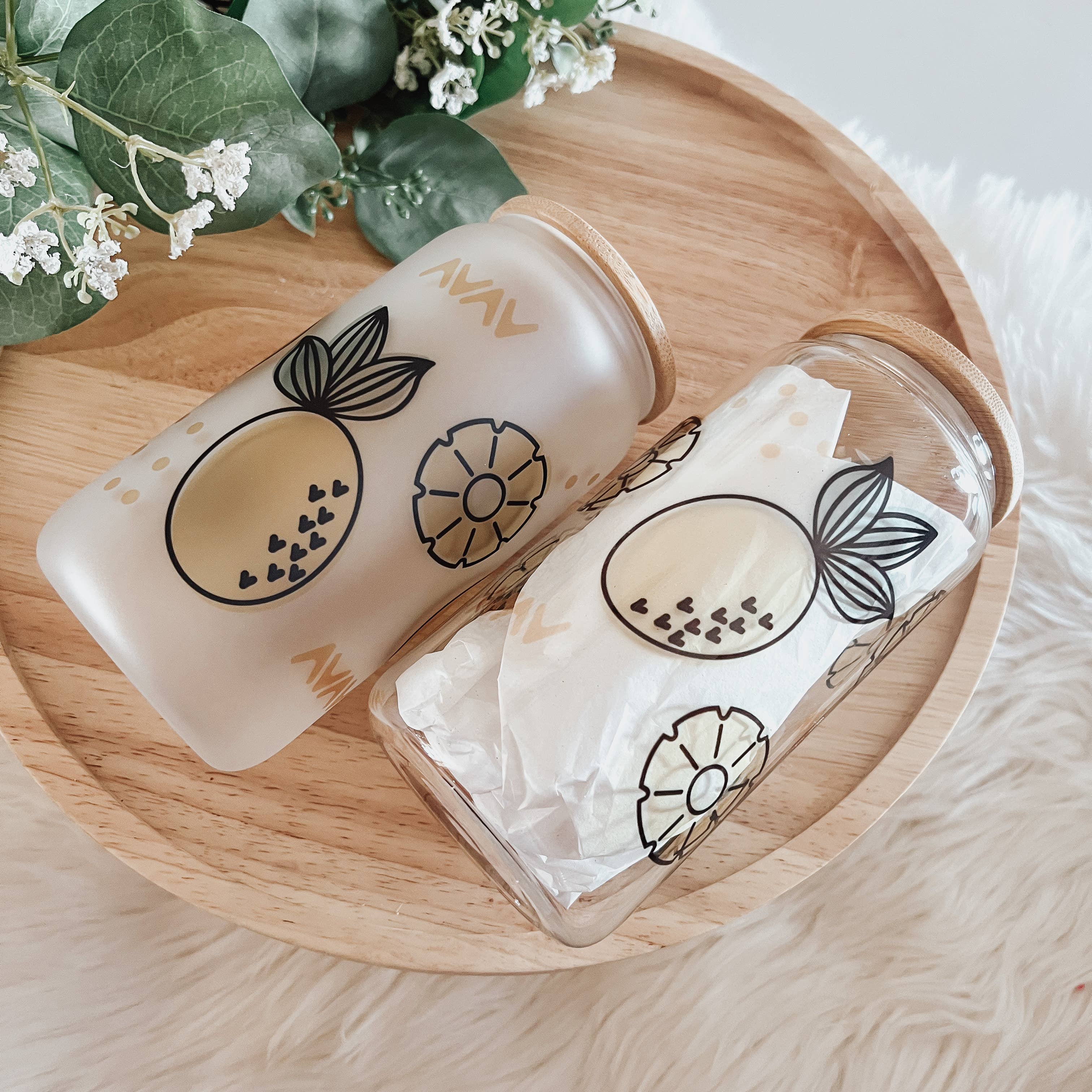 Emma K Designs - Wholesale Drinking Glass/Cup - Pineapple 16oz Glass Cup with Bamboo Lid2