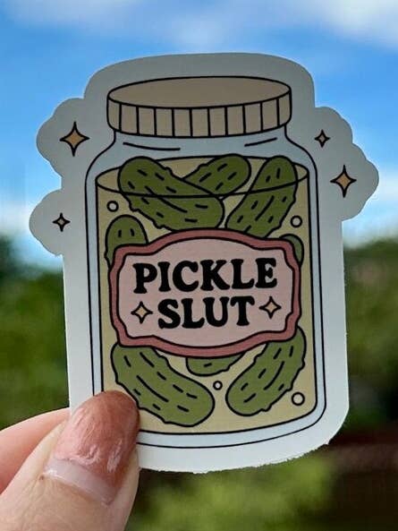 Pickle Slut | autocollant résistant à l'eau pour la vente par Tally Plant Club