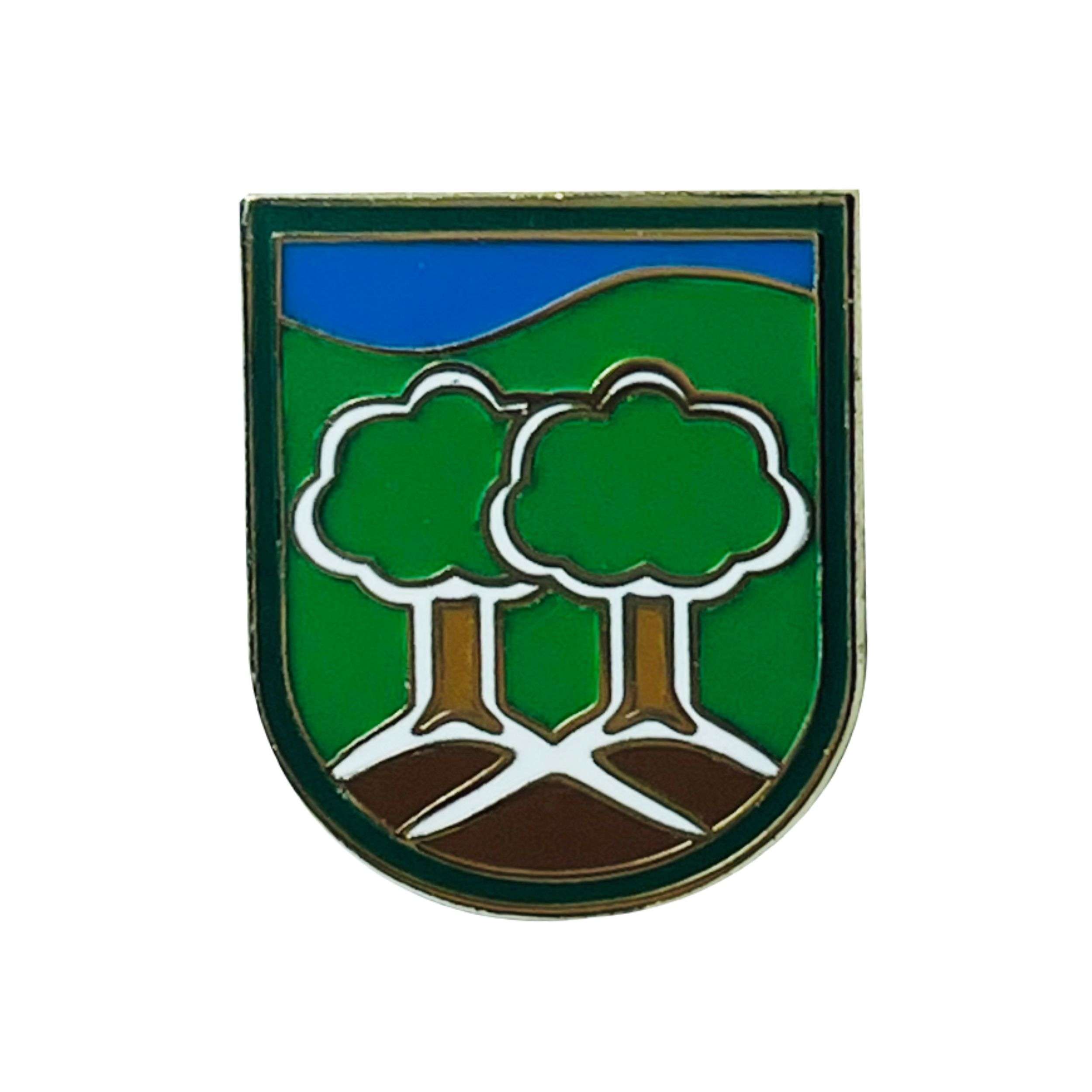 Astur Pins - Wholesale Lapel Pin/Button - Pin - Ispaster Shield - Biscay - Spain0