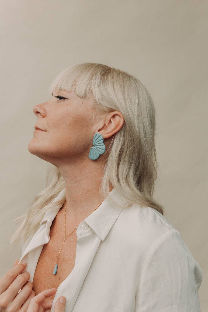 AMBER E LEA - Wholesale Y-Neck/Lariat Necklace - Petal Lariat5