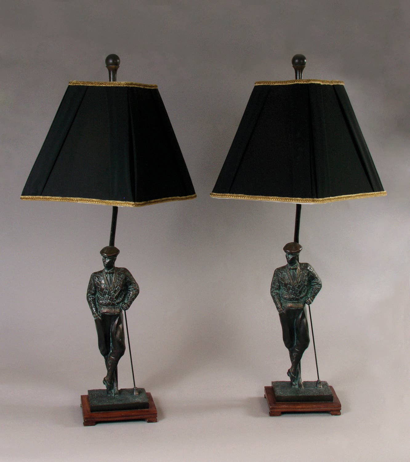 AA Importing - Vente Lampes d'appoint/de bureau - Lampe figurine golfeur