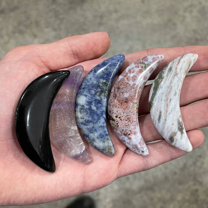 Keystone Crystals - Wholesale Spiritual Stone/Crystal - Crescent Moon Crystal Carvings – Assorted Gemstones & Styles21