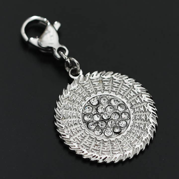 KAIA Charm Argent pour la vente par HACKNEY NINE