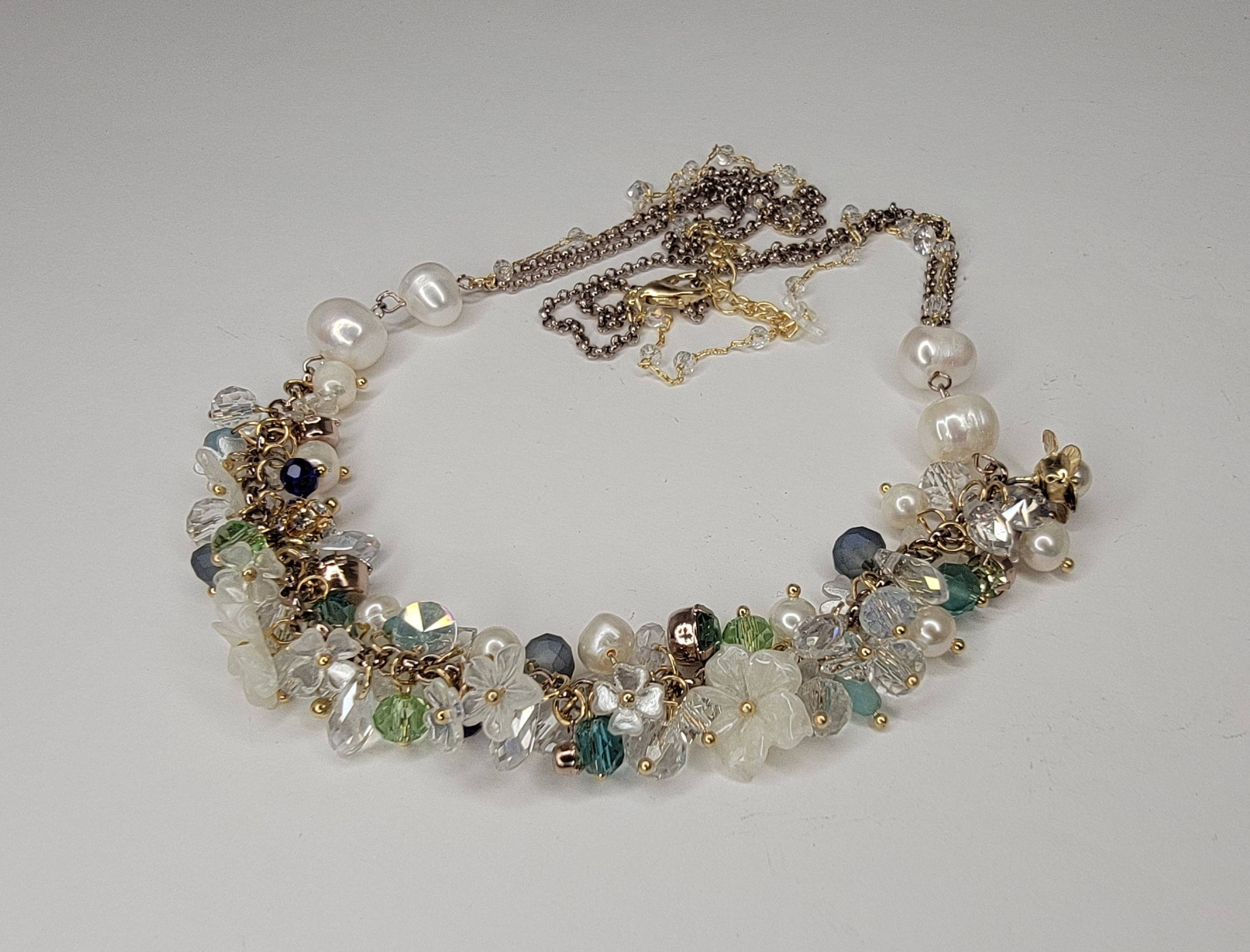 BETTYOH INC - Wholesale Beaded/Pearl Necklace - Handmade Floral Delicately Crafted Pearl Necklace6