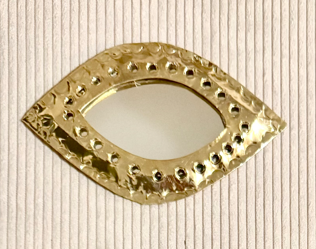 romeda - Vente Miroir mural - Miroirs décoration dorés, Miroir décoration murale en laiton3