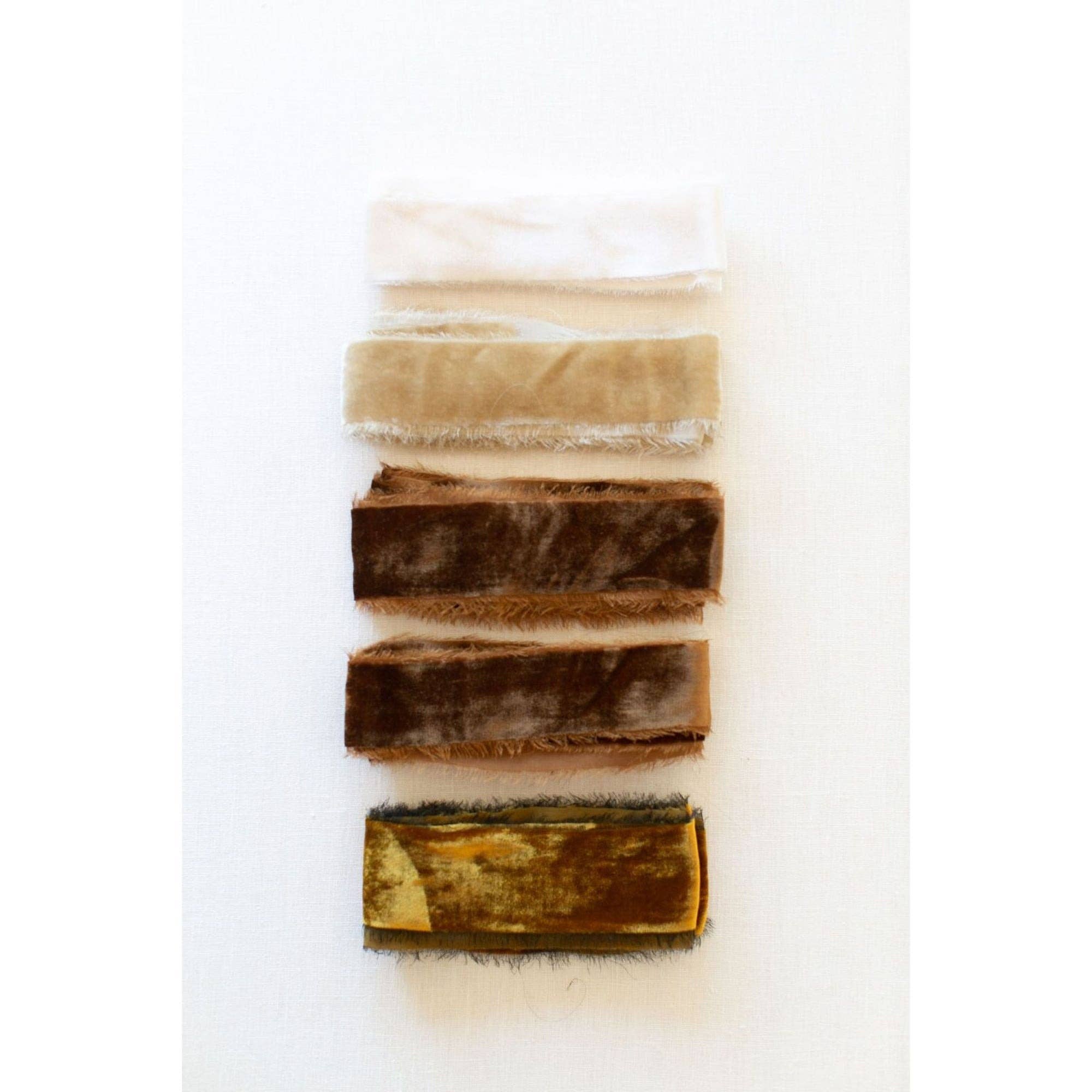 Amore Society – wholesale Ribbon – Gift wrapping – Golden Mustard Silk Ribbon2