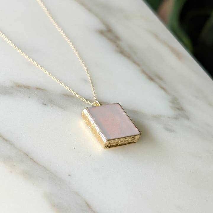 Nuance Jewelry - Wholesale Pendant/Charm Necklace - "Glow of the Everflame" Necklace2