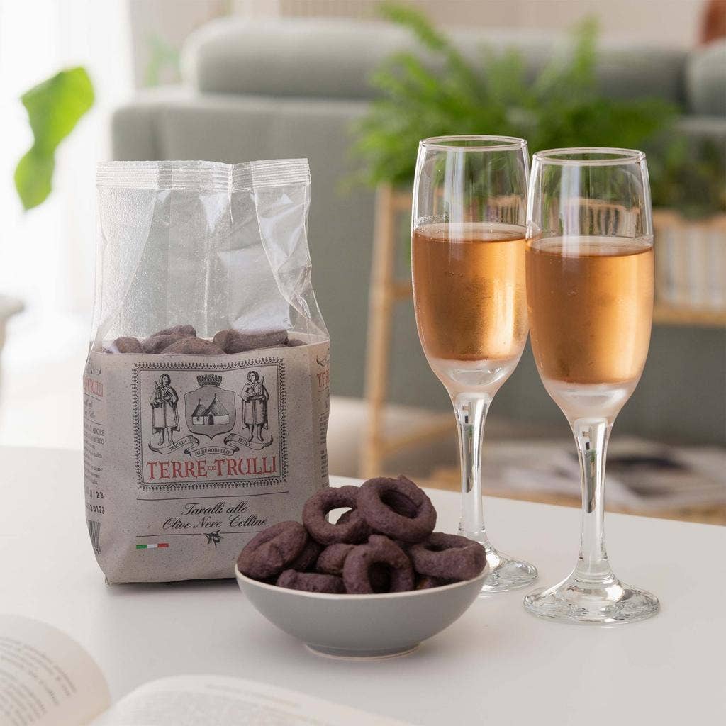 Terre dei Trulli - Wholesale Gepofte snack - Celline zwarte olijf taralli 250 g - typisch Italiaanse snack2