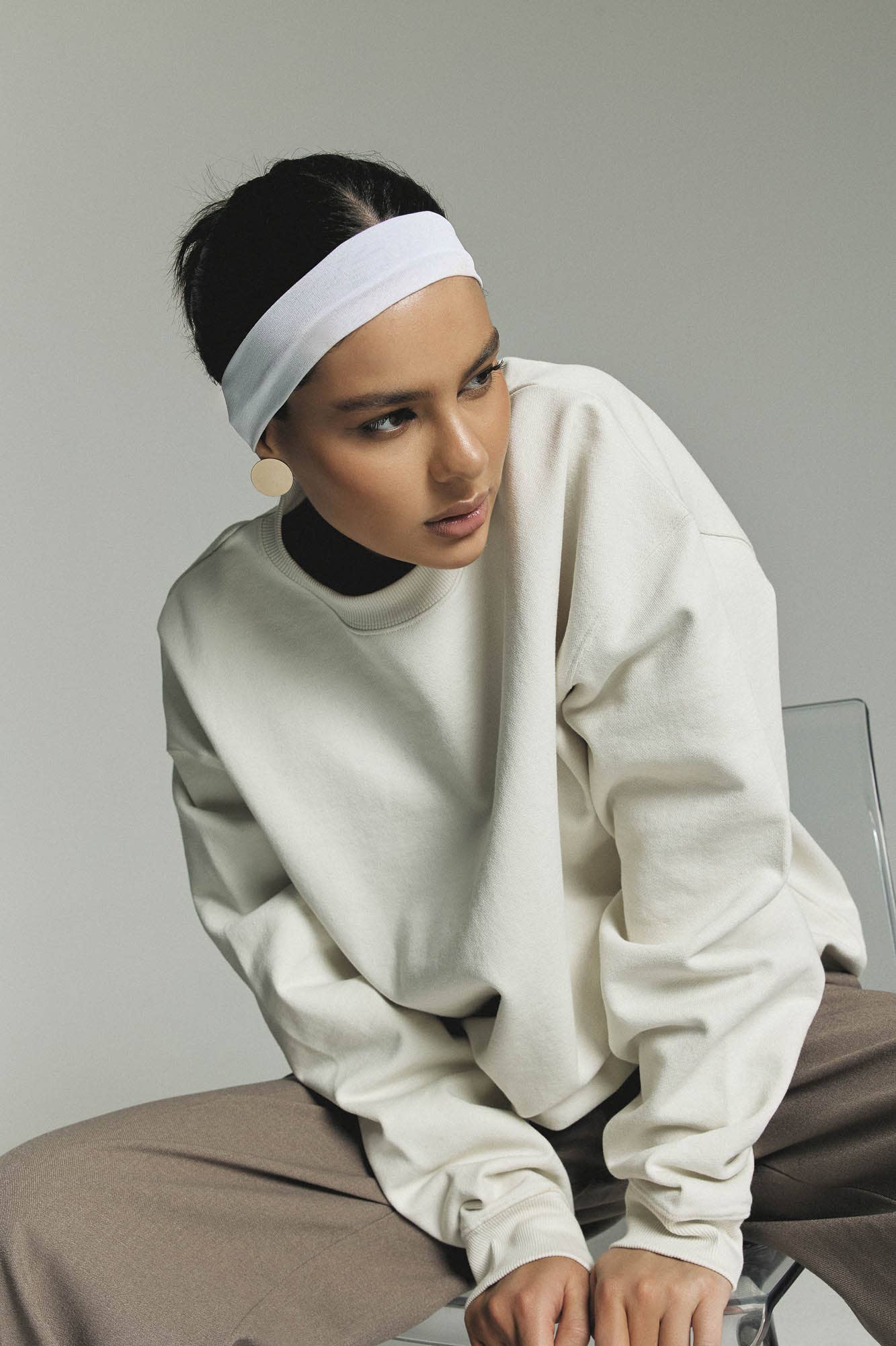 SIAWEAR - Wholesale Sweatshirt - Women's - Sweatshirt Oversize FADED WHITE 100% Premium Organic Cotton1