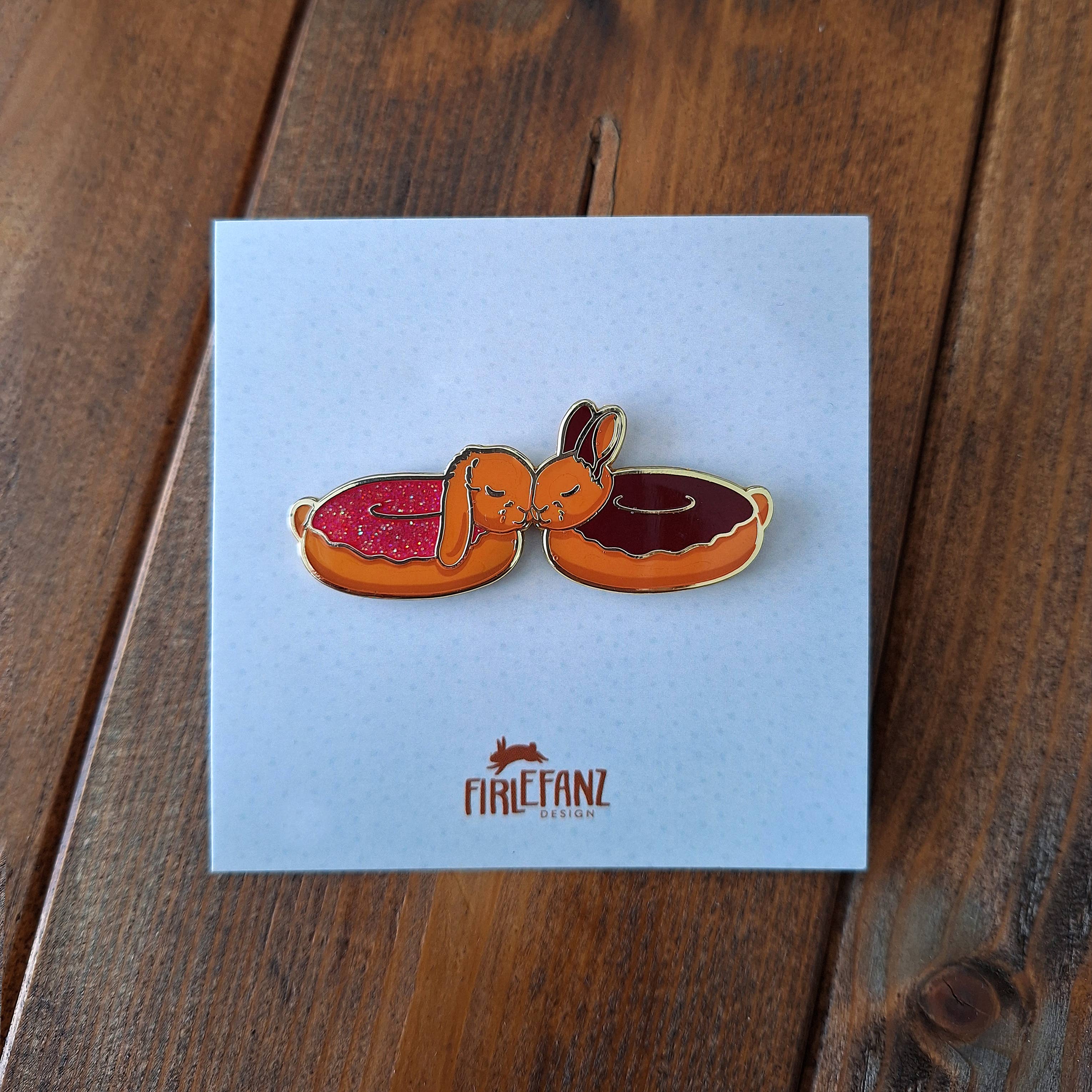 Firlefanz Design - Wholesale Lapel Pin/Button - Pins "Pastry bunnies"5