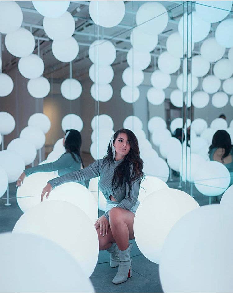 Hettie Hair Accessories – wholesale Hårklämma - Dam – Ljuskrona kristall kam5