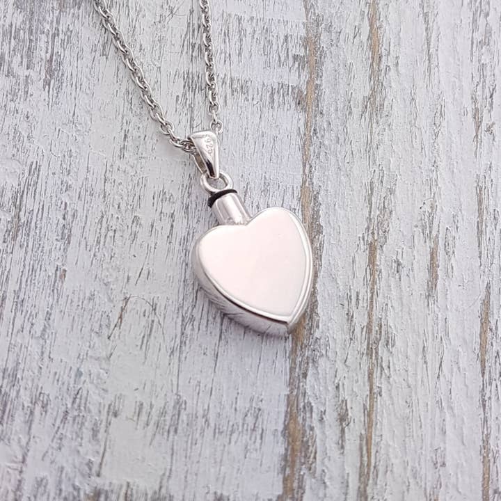 Silver Heart Urn Pendant Necklace - Solid 925 Sterling Silve for wholesale by Just Vial