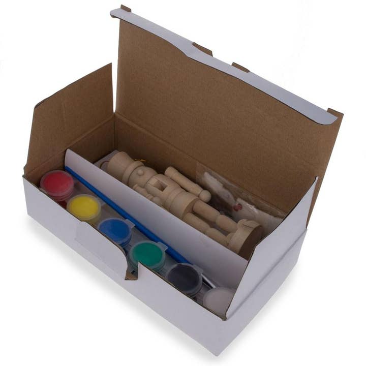 BestPysanky - Venta al por mayor Kit de manualidades - Kit de artesanía en forma de cascanueces de madera sin terminar con pintura y piel
