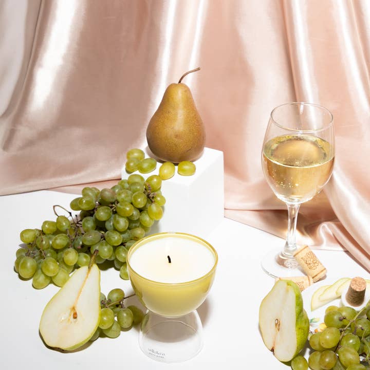 Vella & Co. by Vellabox - Wholesale Jar/Filled Candle - White Blend – 6oz Wine-Inspired Soy Candle in Reusable Glass4