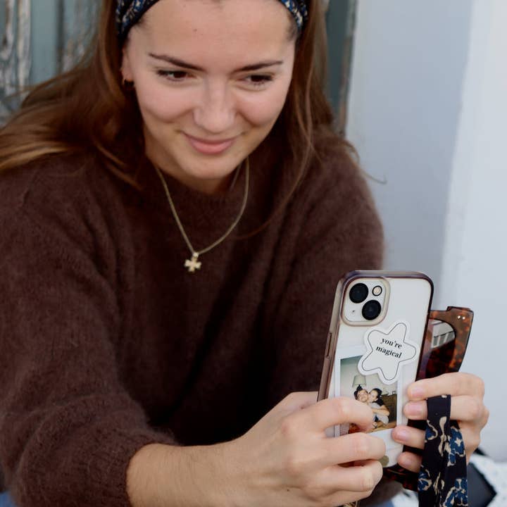 Maho - Wholesale Phonecase Strap - César Black Flowers9