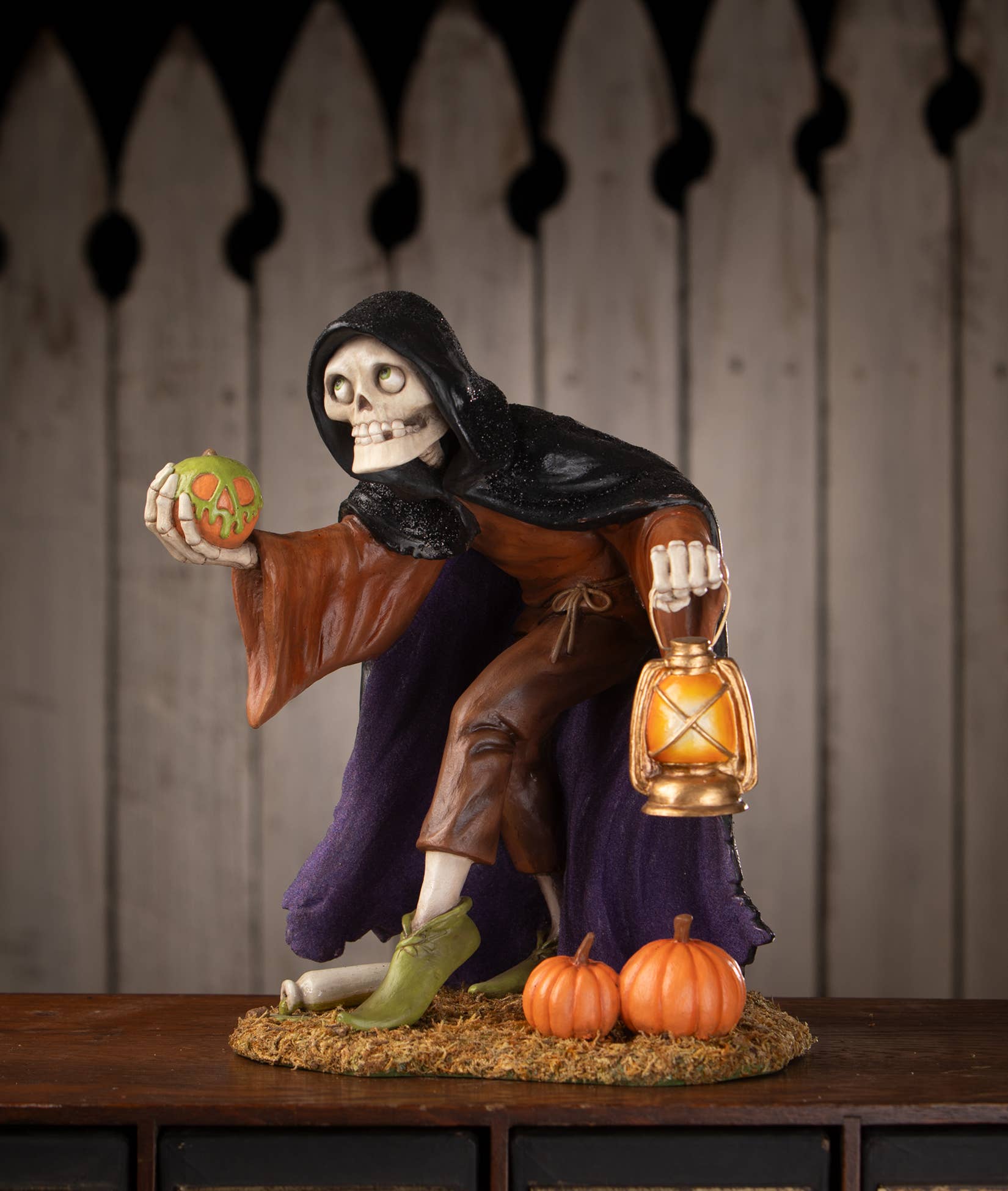 Bethany Lowe Designs - Wholesale Decorative Figurine - Igor Skeleton0