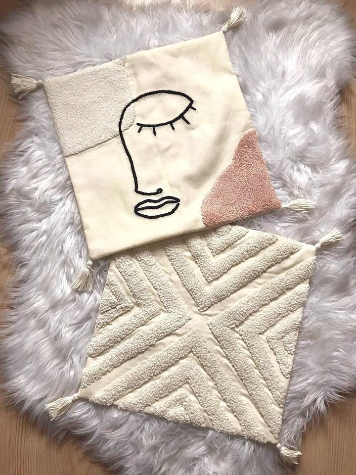 Håndtuftet Punch Needle Pude & Broderet Dekoration for engroshandel hos Honey Art and Nature