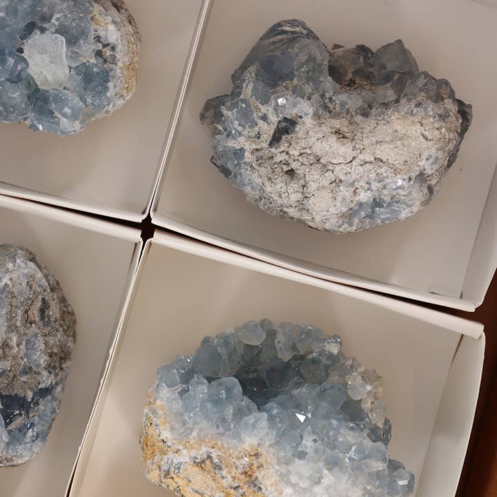 Mi Esperanza Minerals - Wholesale Spiritual Stone/Crystal - Celestite Clusters Set of 63